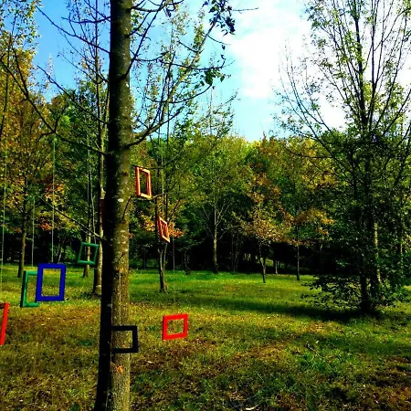 Le Spezie * كونيليانو